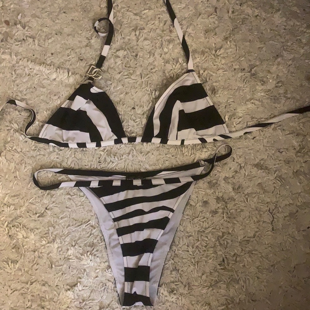D&G swimsuit in black and white Zebra print